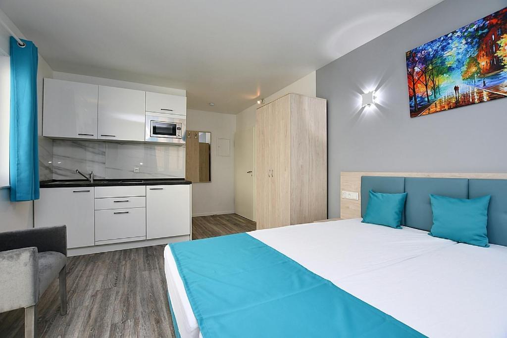 City-Hotel Zuffenhausen - Apartments シュトゥットガルト エクステリア 写真